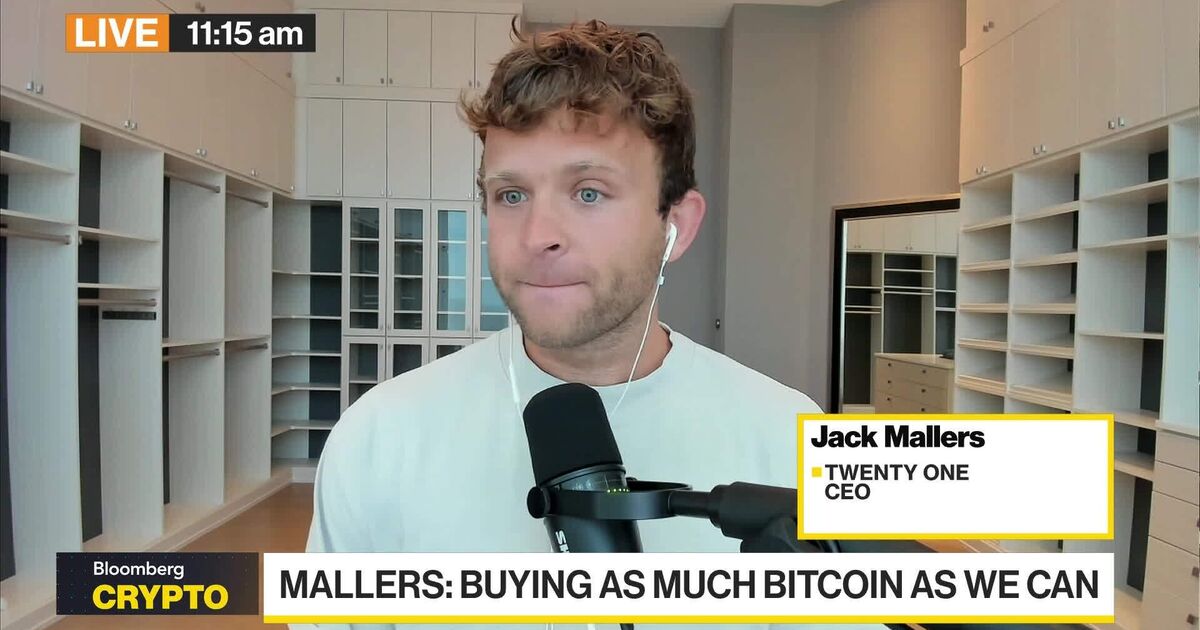 Financial Advisors Shift Toward 40% Crypto Allocation Amid Major Stablecoin IPOs, Institutional Interest