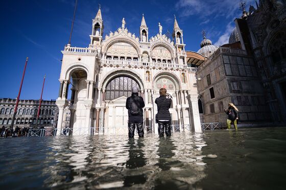 Venice Suffers Second Record Tide as Italy Declares Emergency