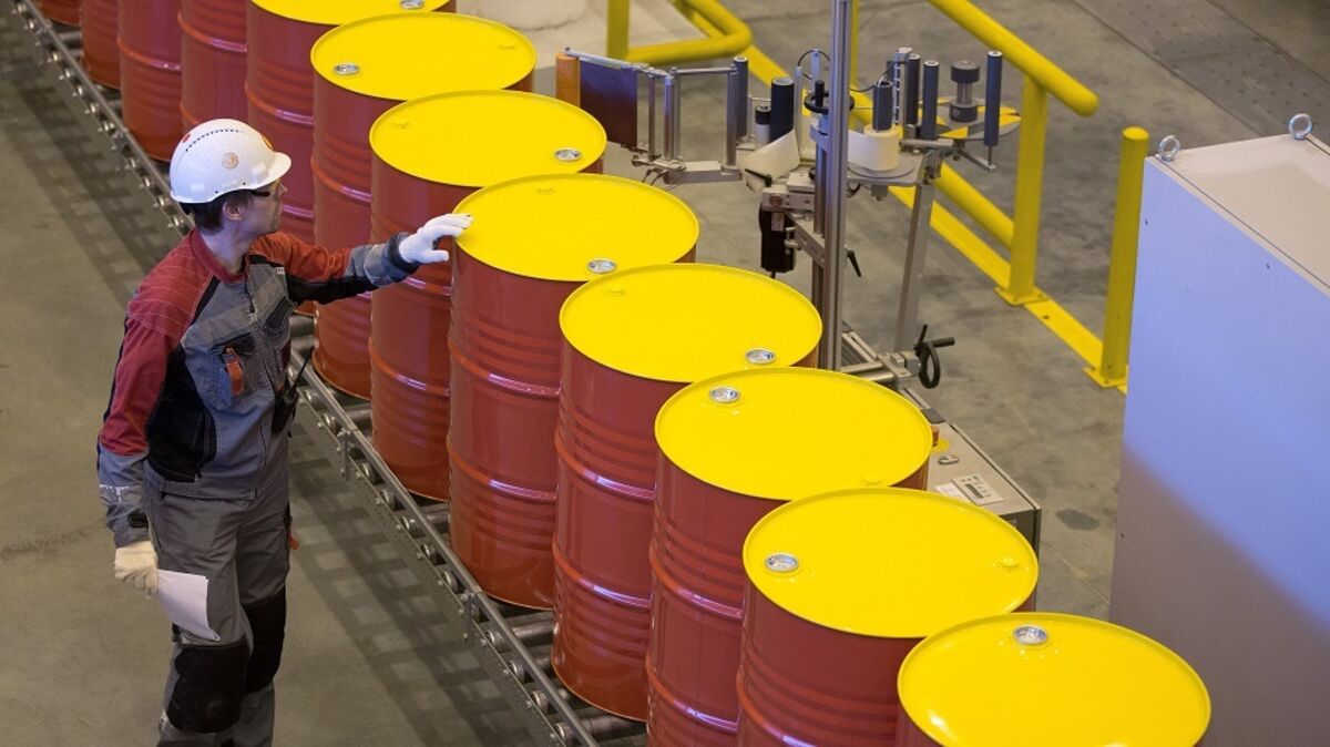 assets.bwbx.io image