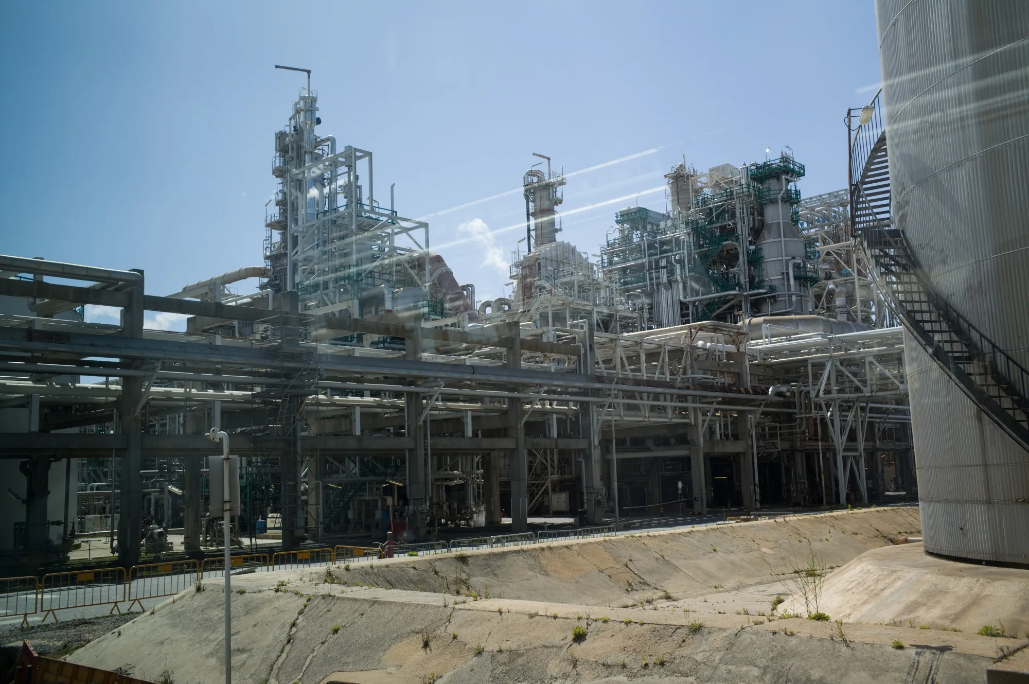 At Risk Menu Ideas Galp-Moeve Downstream Combination at Risk of Collapse, Eco Says - Bloomberg