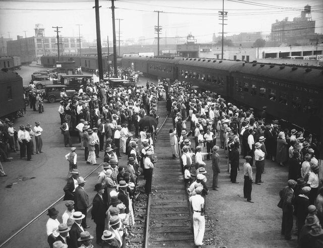 Some of the 1,300 Mexicans sent back to their native country by the Los Angeles County Charities Department at Los Angeles on August 21, 1931. 
