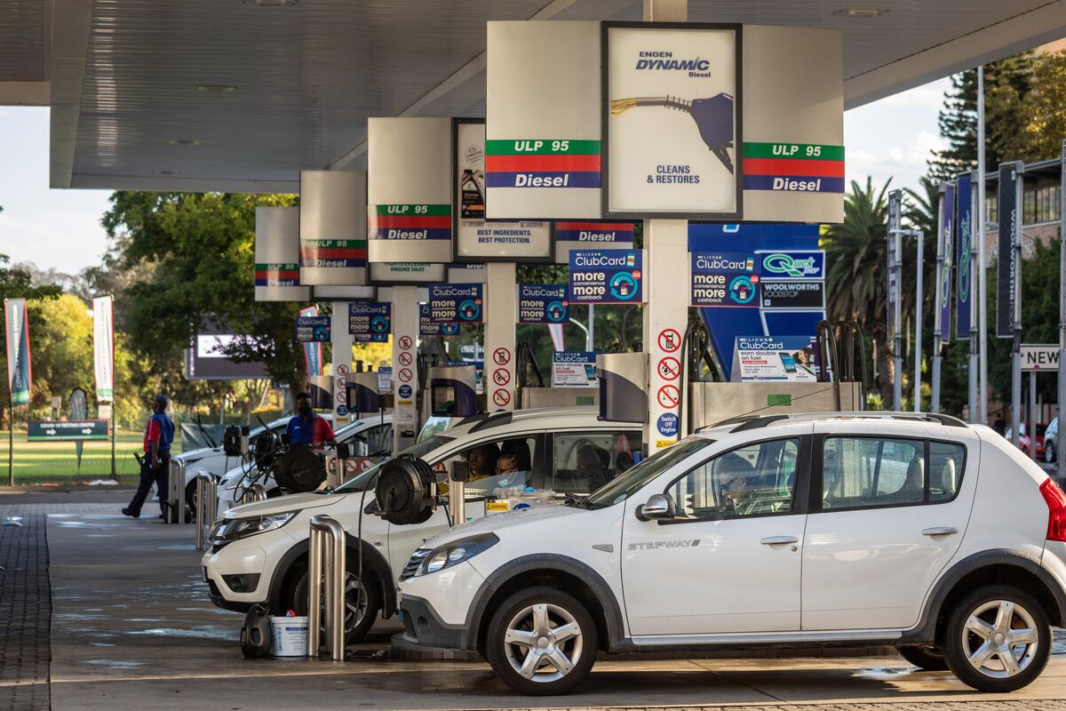 Fuel Shock Sparks Scramble to Cushion African Economies