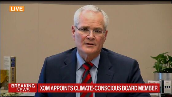 Exxon CEO Eyes Money-Making Potential of Low-Carbon World