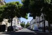 London's Luxury Home Prices Jump as Sellers Sense Peak Values