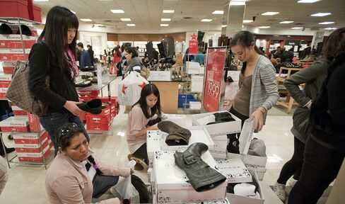 Macy’s Leads Industrywide Shoe Expansion on 50% Margins