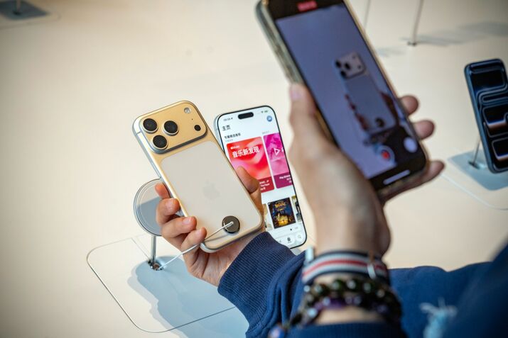 Apple iPhone 17 Series Goes On Sale in Beijing