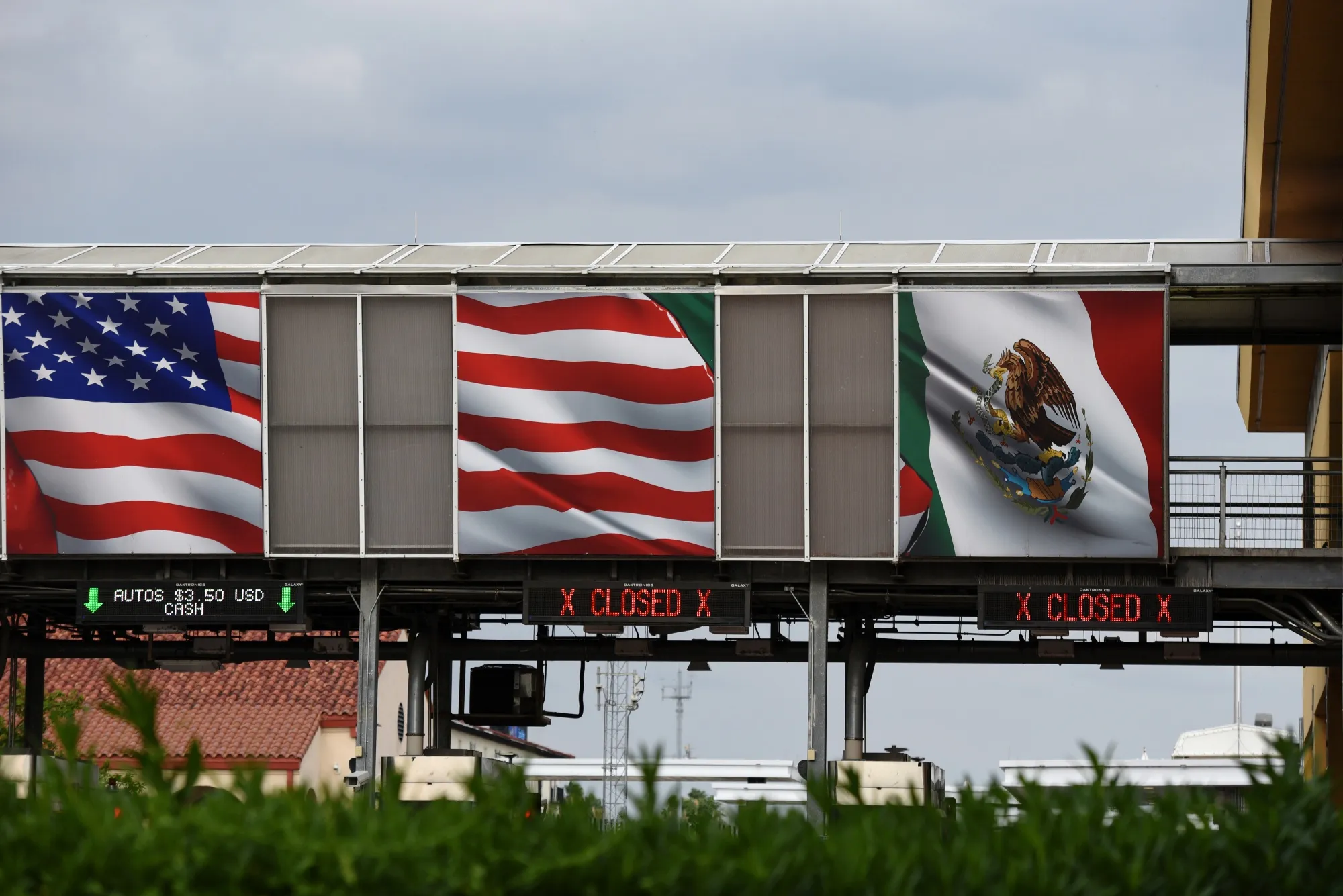 The Gateway to the Americas International Bridge in Laredo, Texas