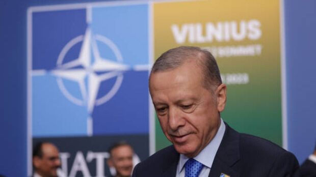 Eases　Sweden　Breakthrough　Long-Running　NATO　Bloomberg　Membership　Gloom