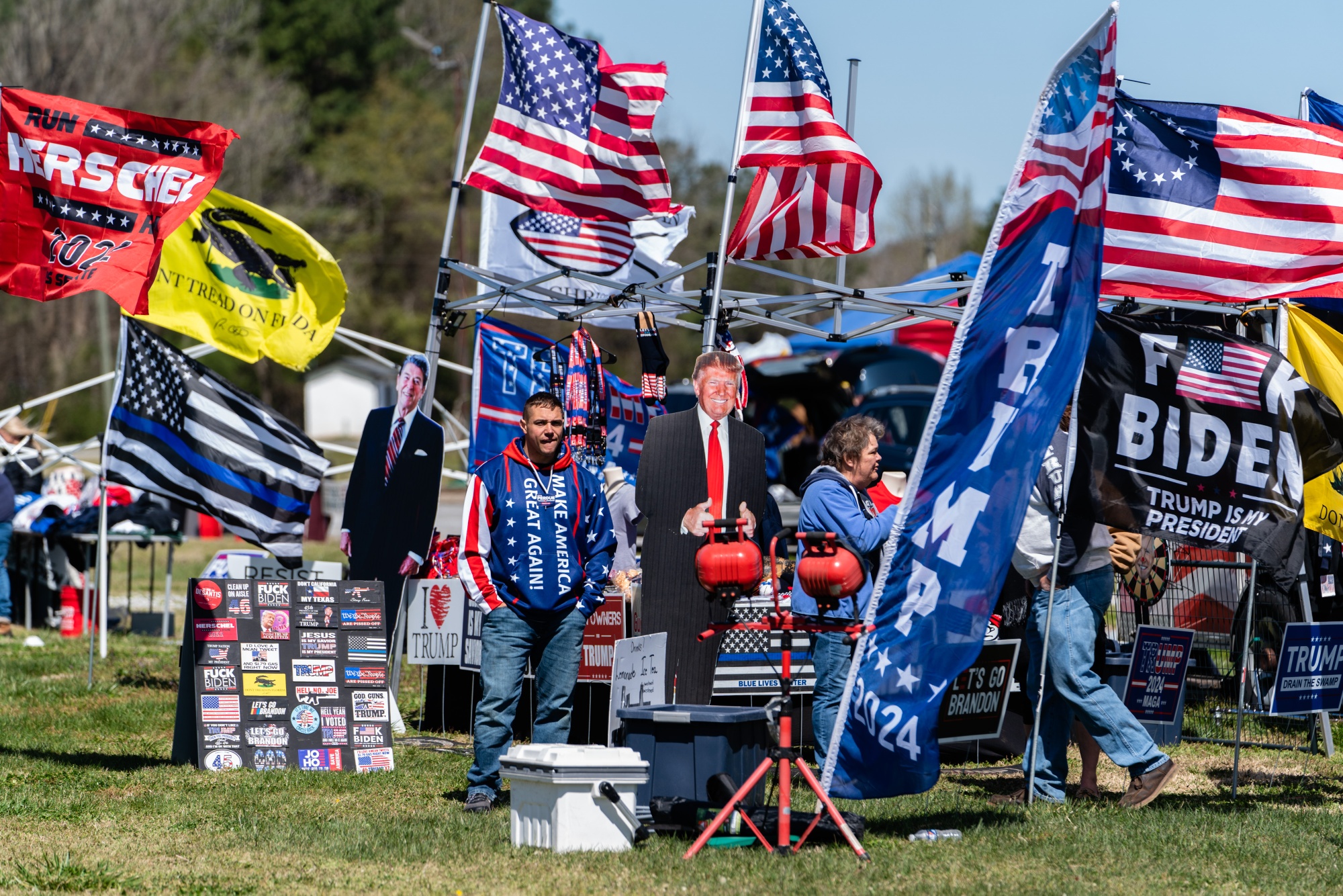 May 24 primaries: What to know about races in Georgia, Texas