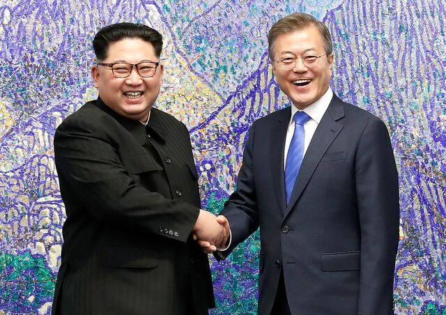 Bloomberg business news