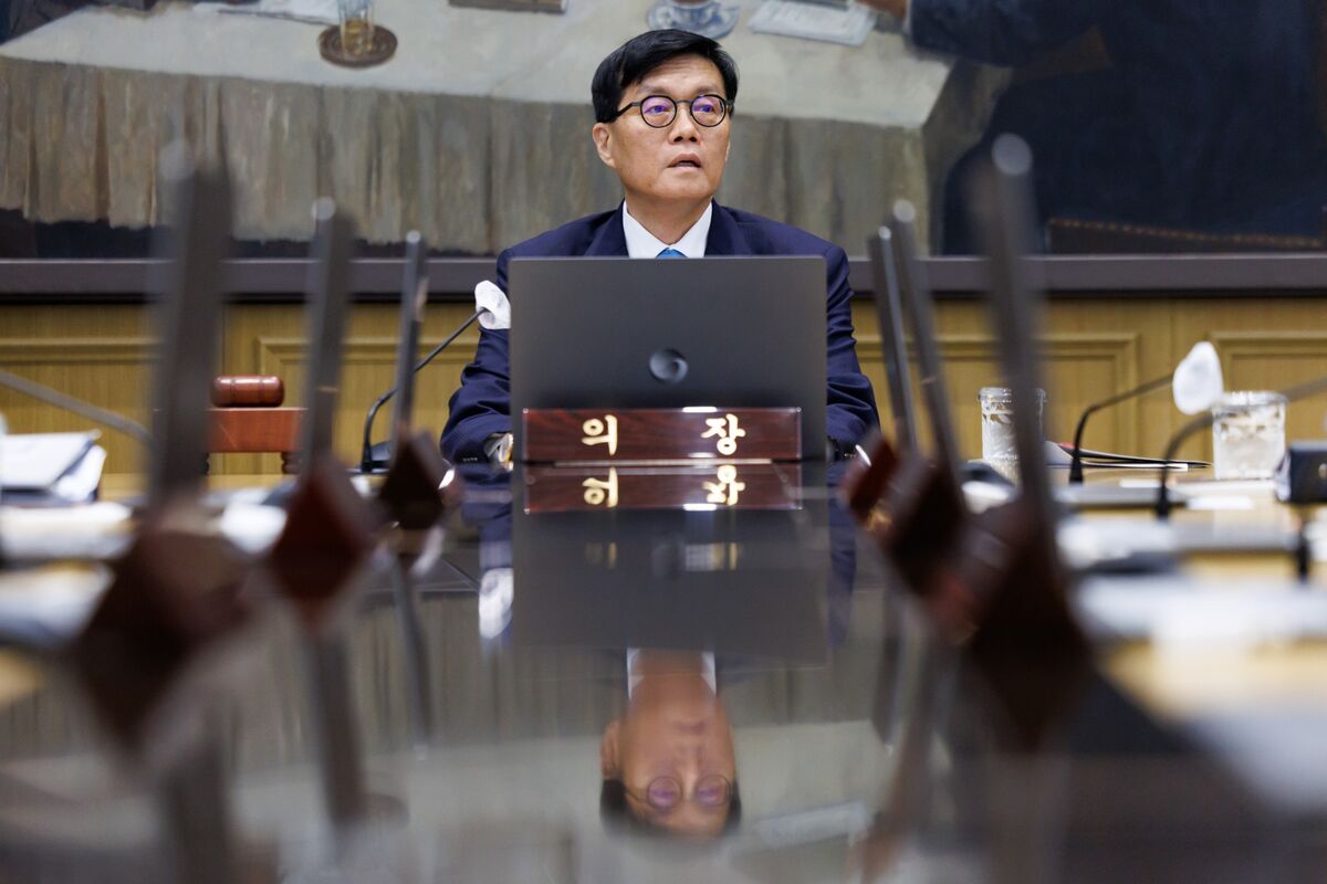 BOK’s Rhee Proposes IMF Weigh Targeted Lending at Lower Bound