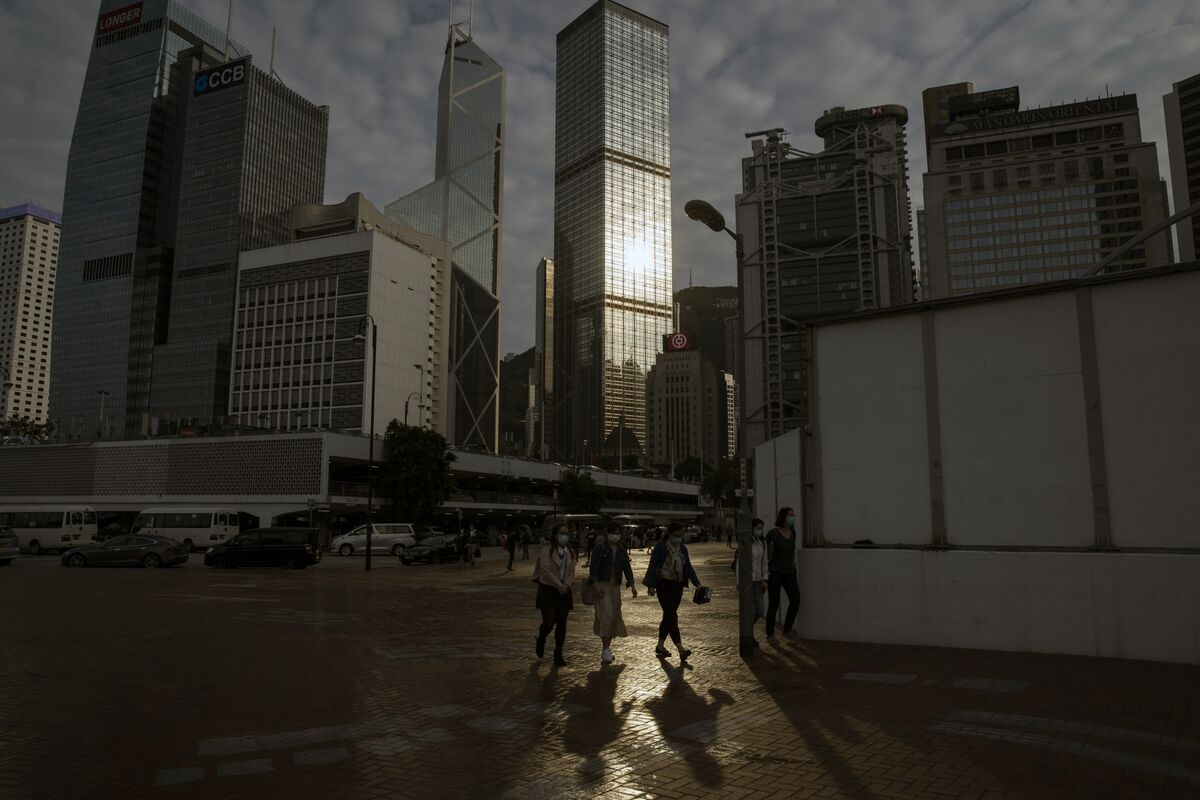 Hong Kong Finance Jobs Rebound to Record After Talent Drain