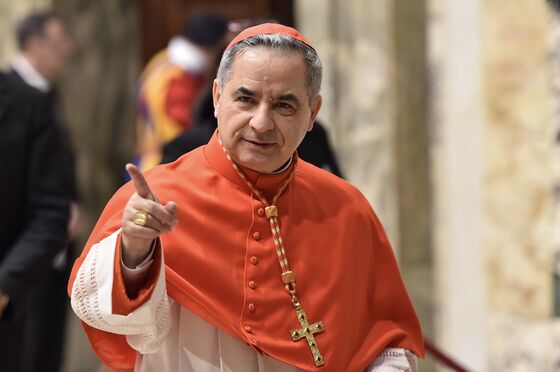 Vatican Starts Corruption Trial With Cardinal Among Defendants