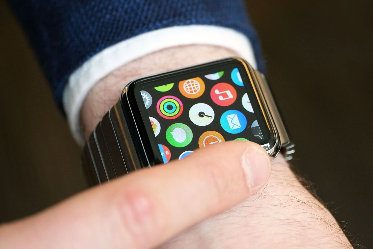 The Apple Watch in 15 Photos - Bloomberg