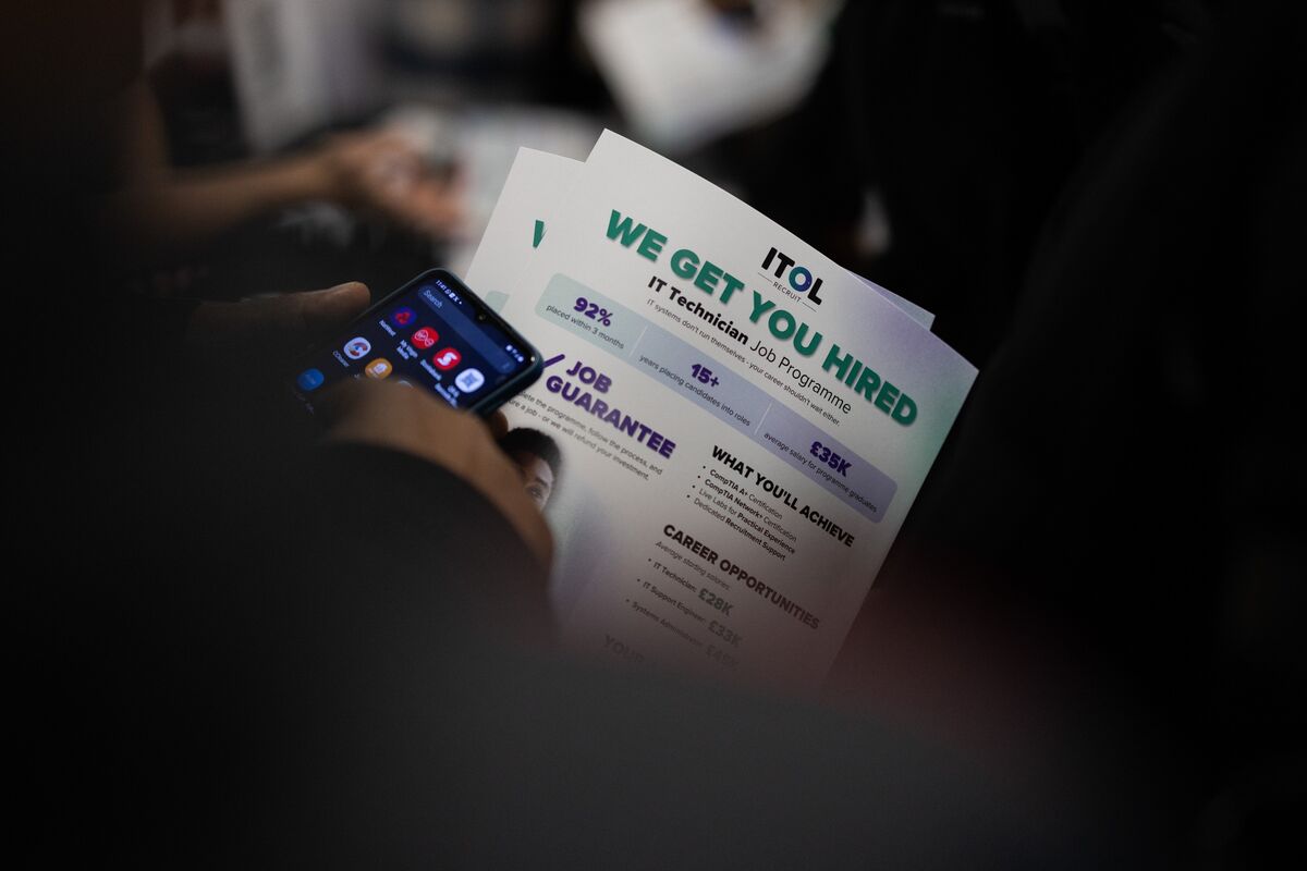 British Employers Shed Workers At Fastest Rate In Nine Months