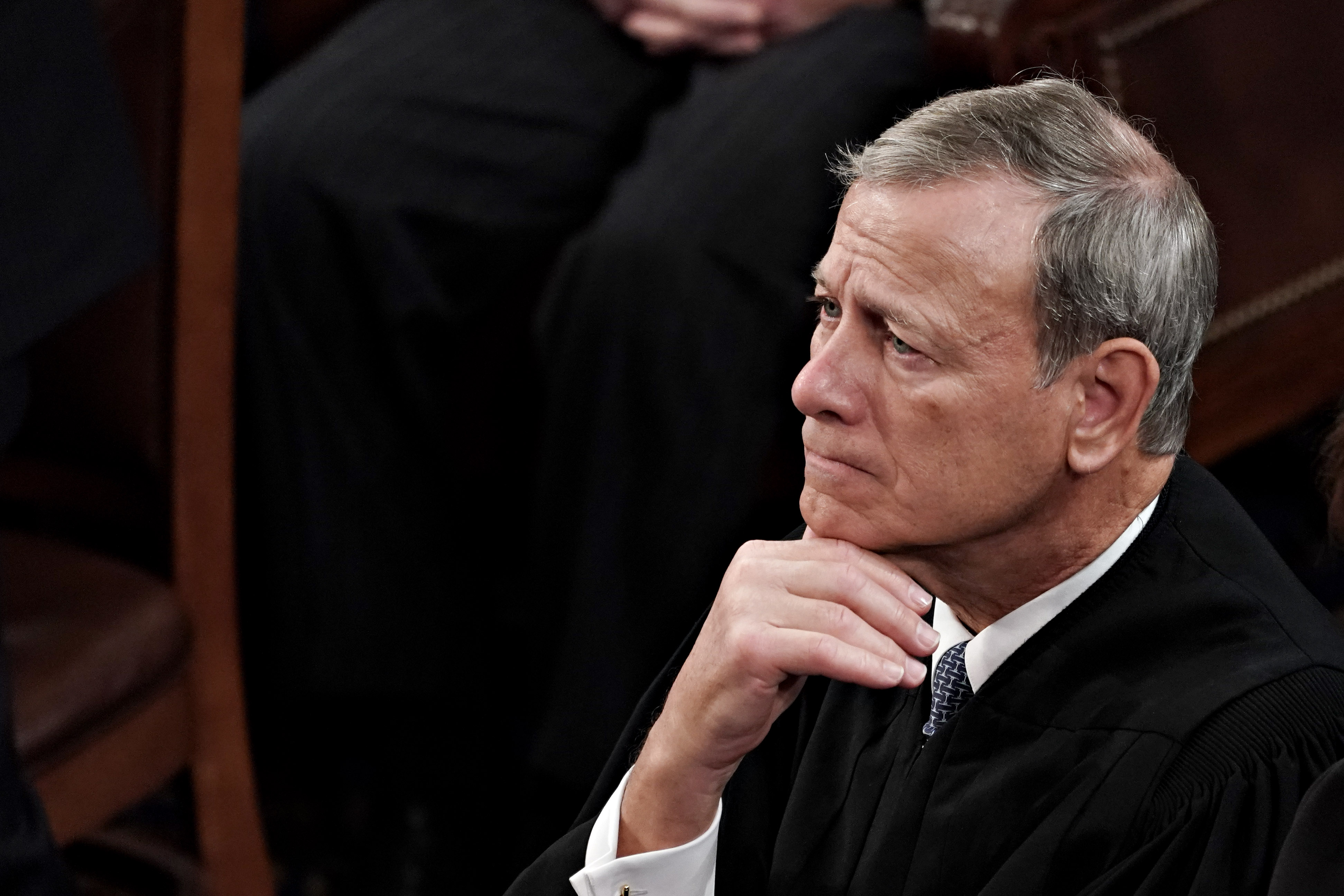 Judicial security focus of U.S. Chief Justice Roberts' annual