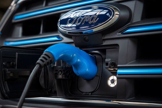 Ford Adds Electric Van to Keep its Grip on Commercial Market