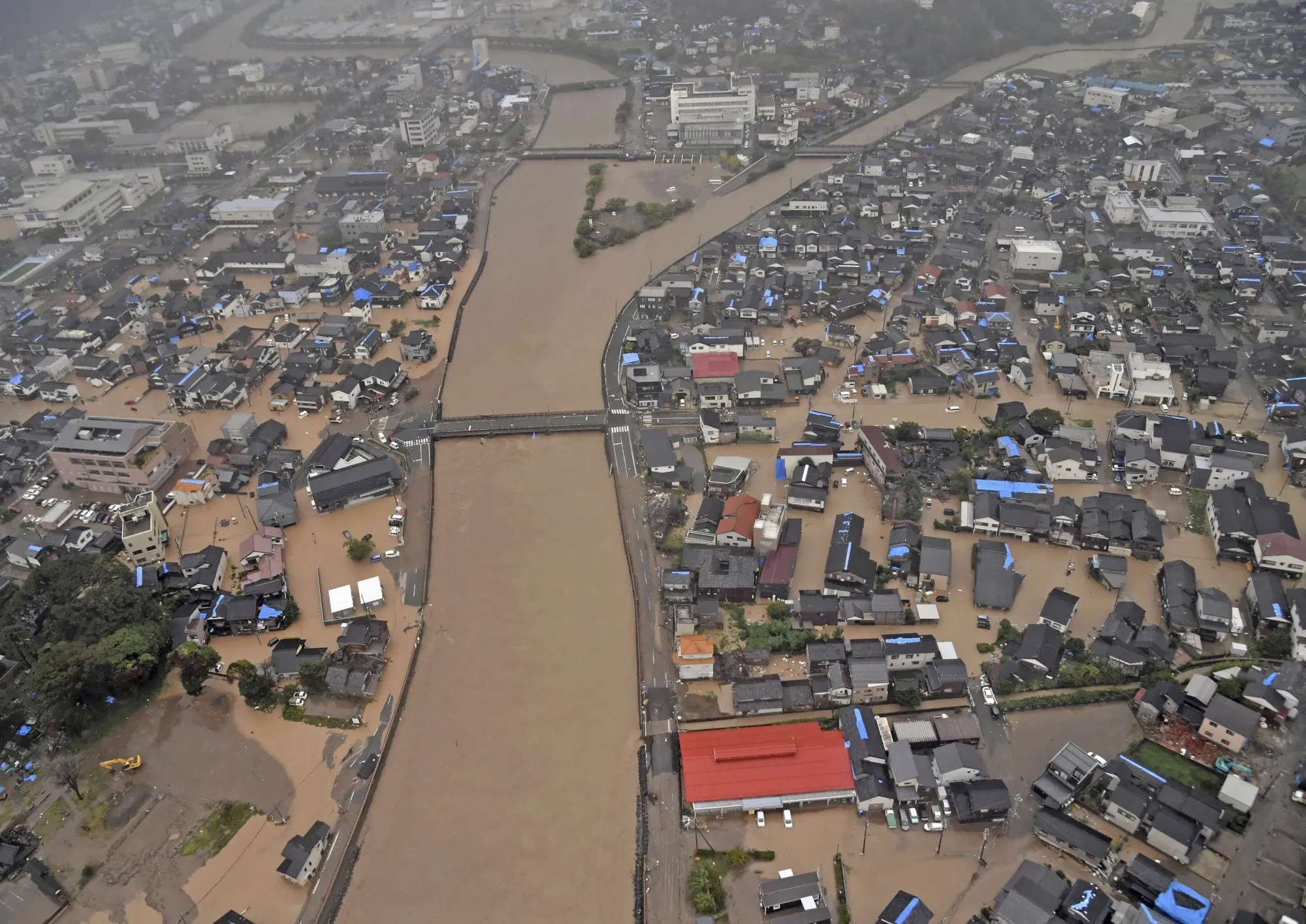Floods Leave One Dead, Many Missing in Quake-Hit Area of Japan