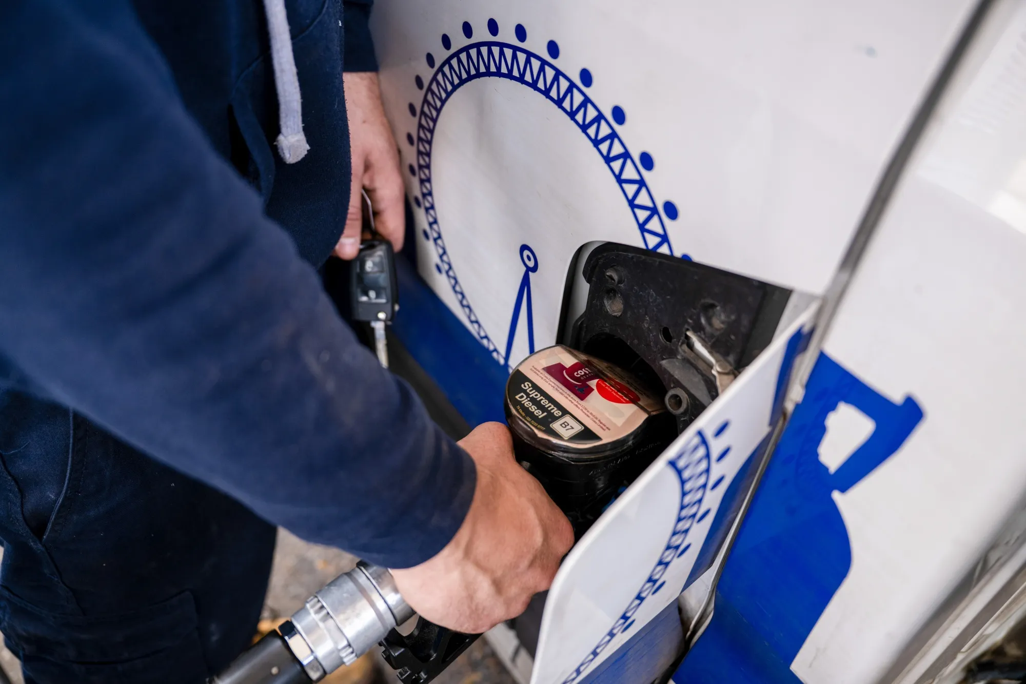 A driver fills his vehicle with diesel fuel at an Esso petrol station forecourt in London, UK, on Thursday, Sept. 24, 2026.