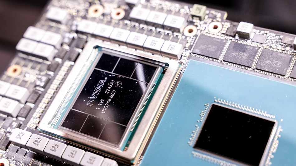 Trump Plans to Rescind Biden-Era AI Chip Curbs