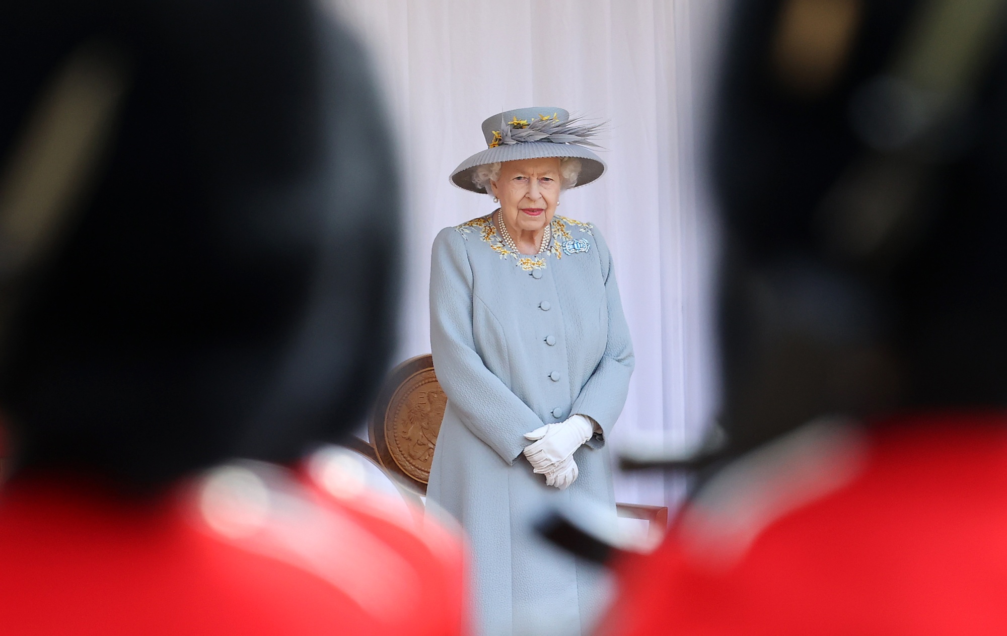 Queen Elizabeth II attends a military ceremony&nbsp;in June 2021.
