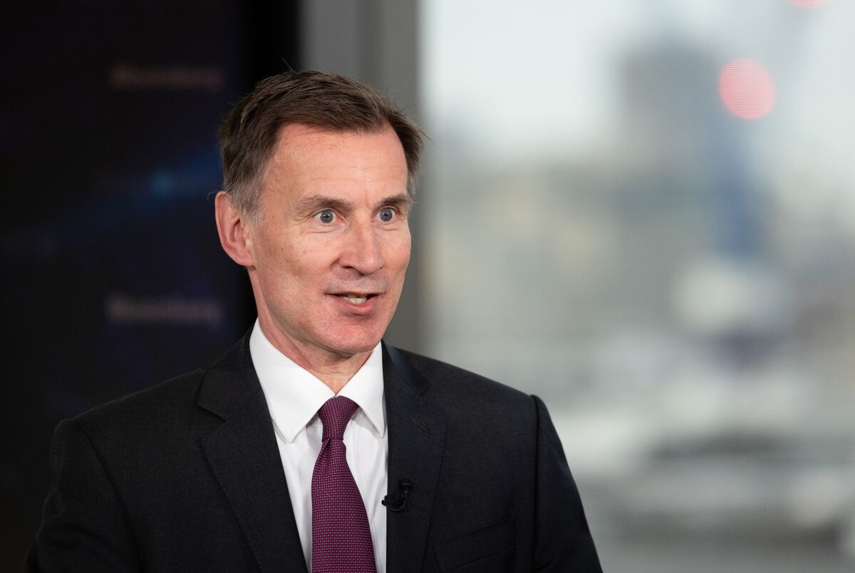 UK’s Jeremy Hunt to Announce New Investment Zone Plans to Boost Growth ...