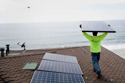 Duke Explores Rooftop Solar as Panels Slow Demand, CEO Says