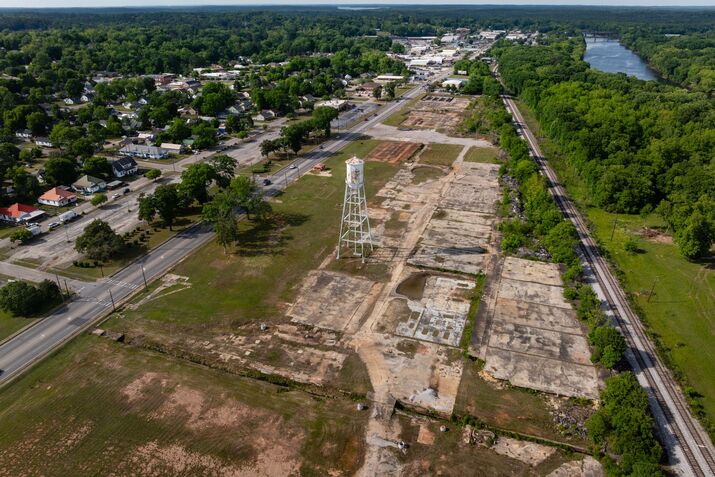 US Southern Communities Left Reeling From Energy Grant Cancellations