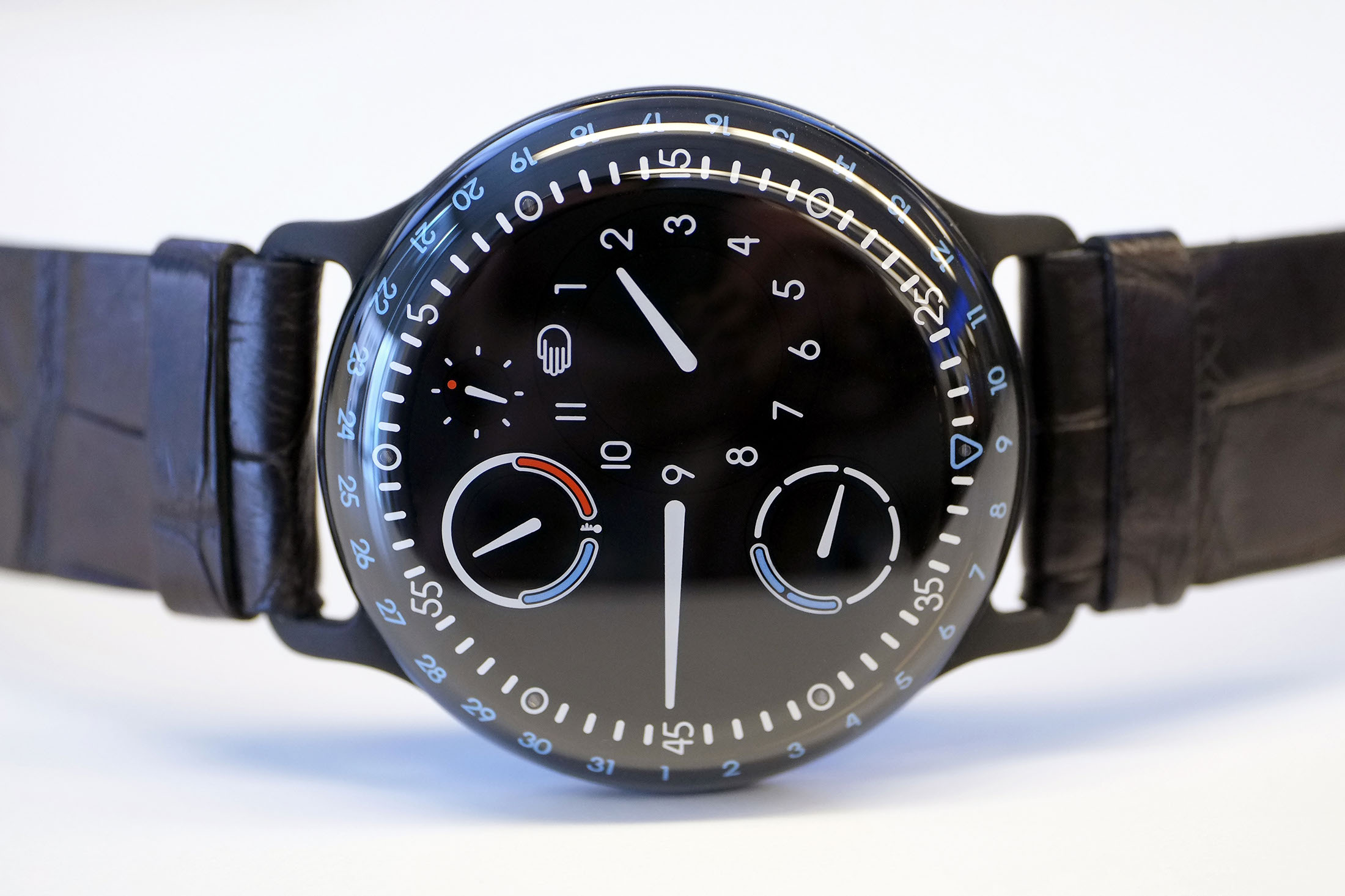 Oil filled mechanical online watch