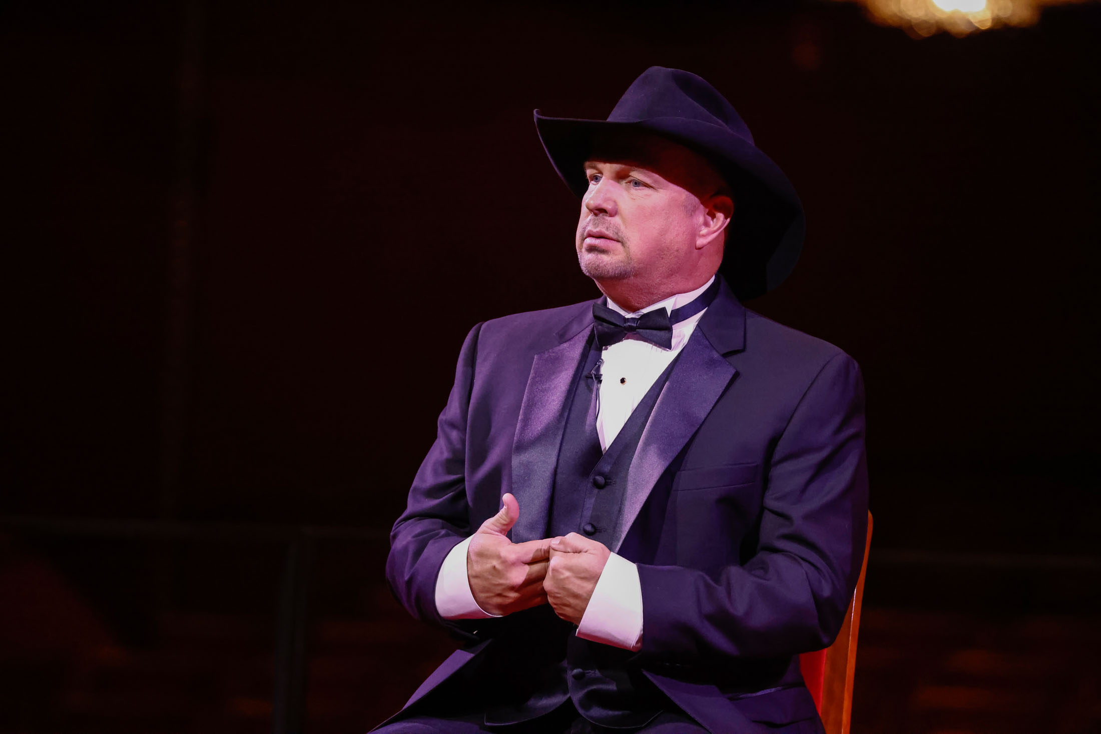 Garth Brooks Cancels Tour Dates Due to Covid Delta Surge Bloomberg