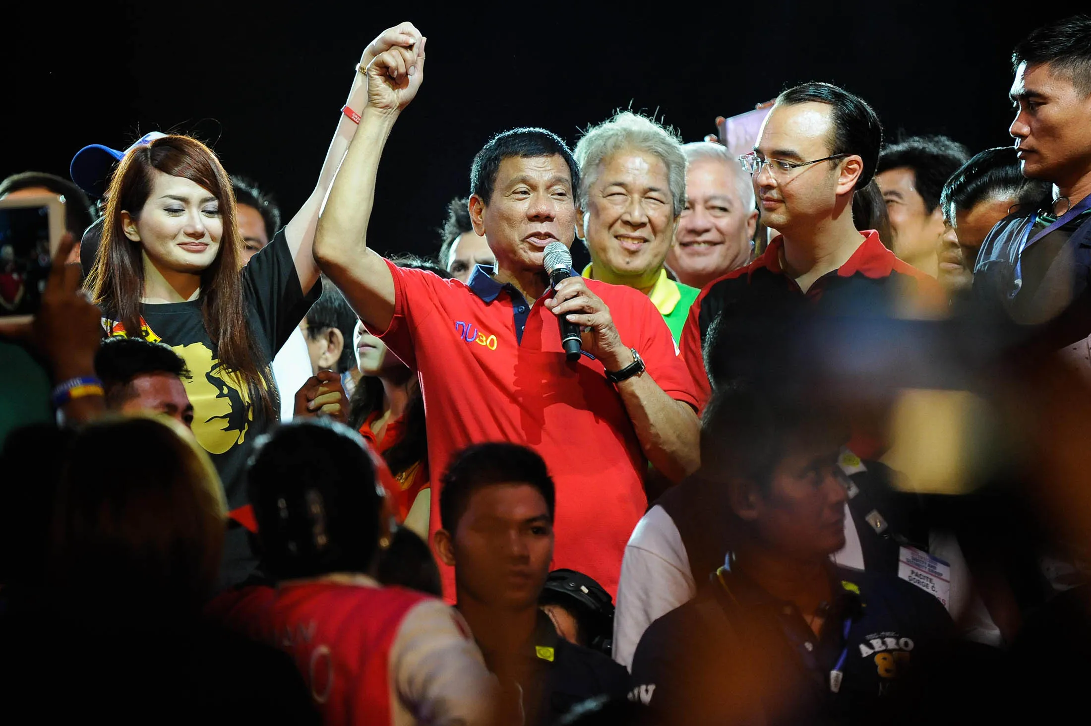 Presidential frontrunner Rodrigo Duterte during his final campaign rally.
