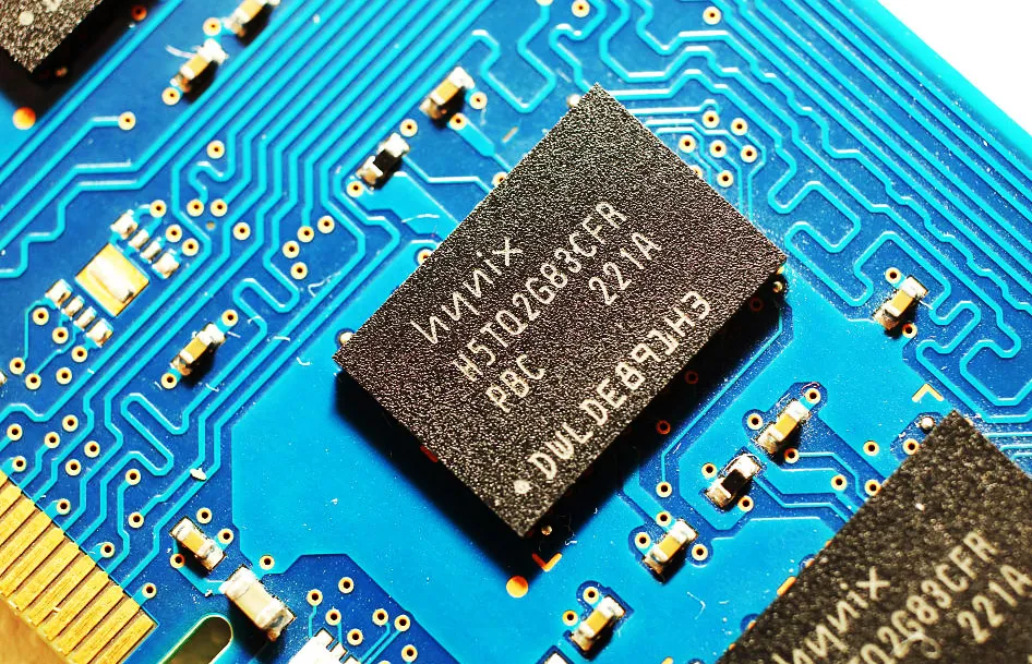 SKハイニックス、4.7兆円規模の米上場へ－AI関連投資マネー狙う