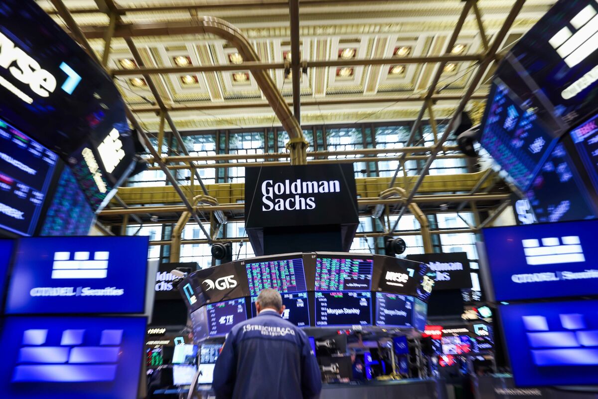 Goldman Set to Lead Wall Street’s $19 Billion Stock-Trading Haul