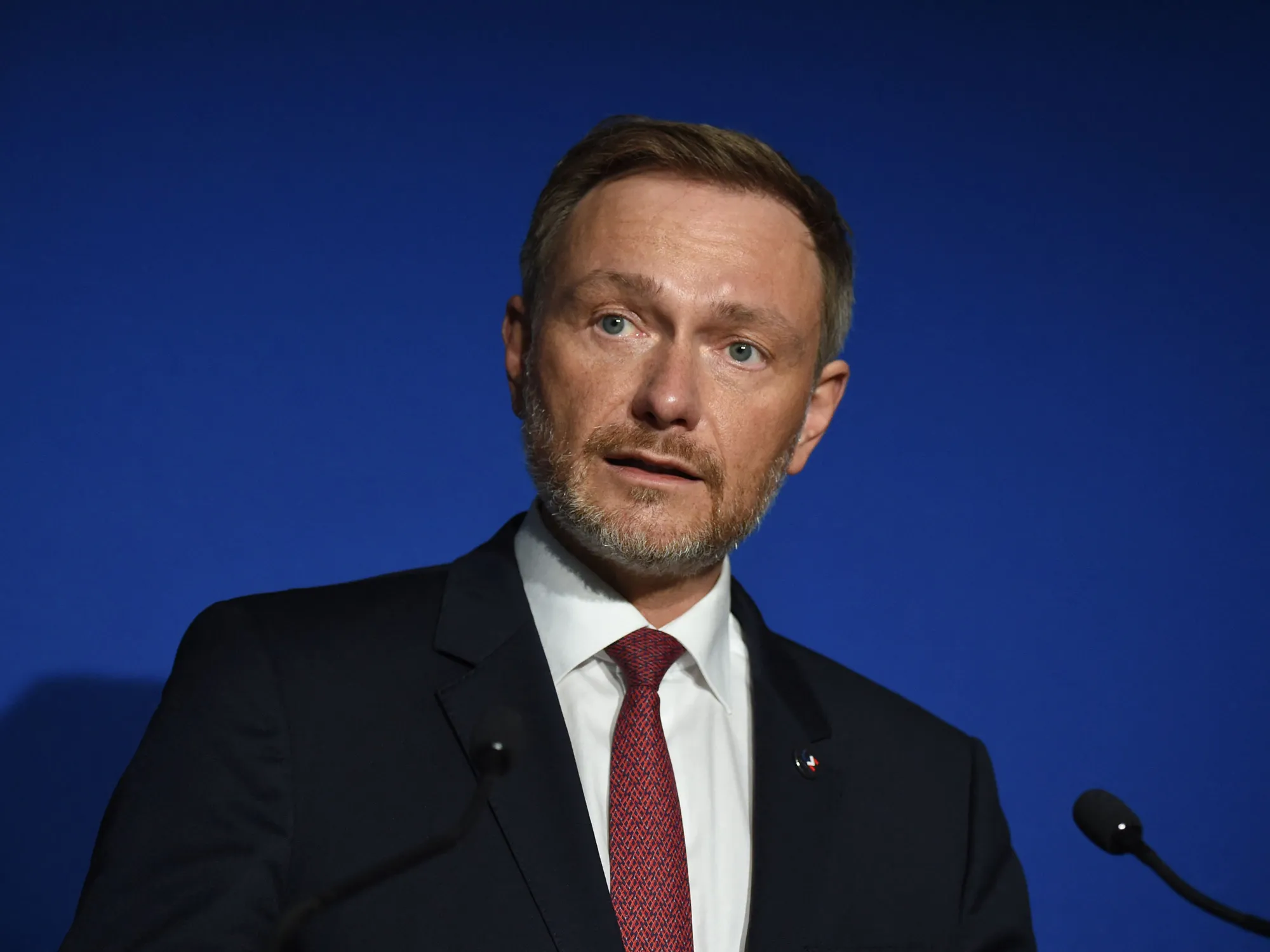 Lindner Says G-7, EU Officials Working on Crypto Sanctionability - Bloomberg