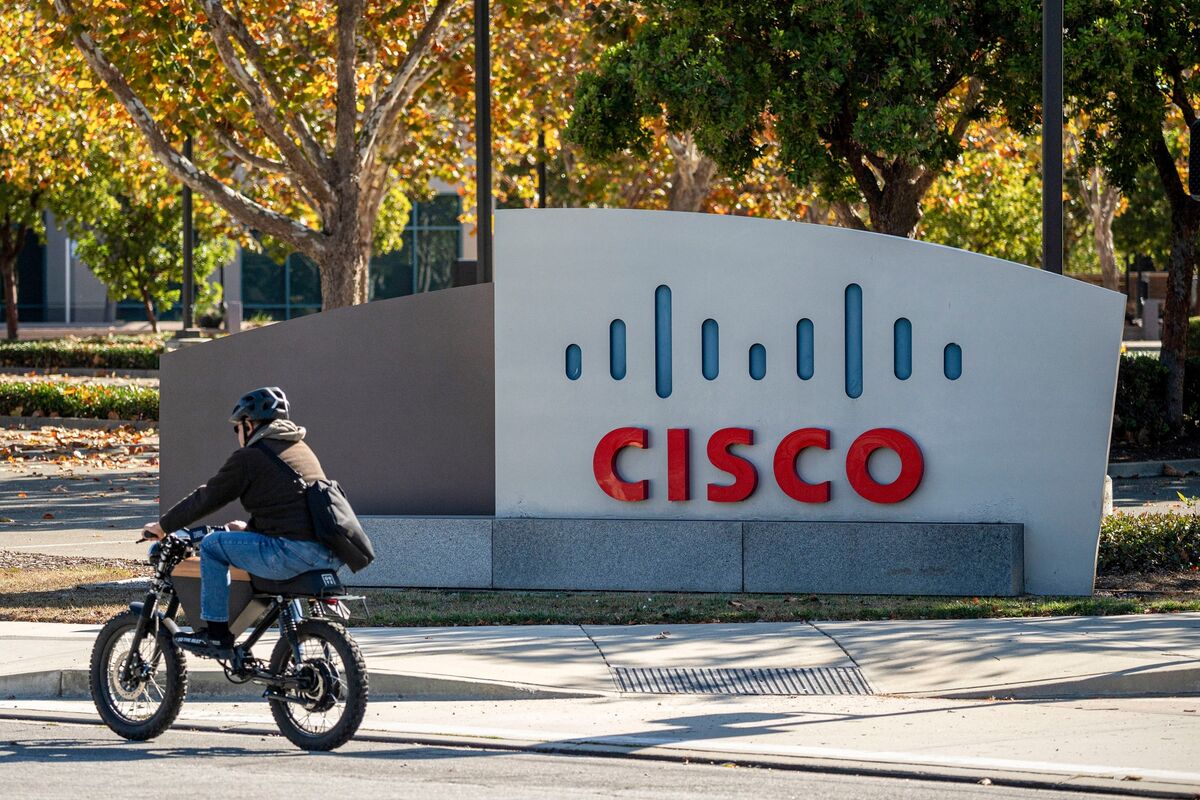 Cisco Updates Networking Products in Bid to Tap AI-Fueled Demand