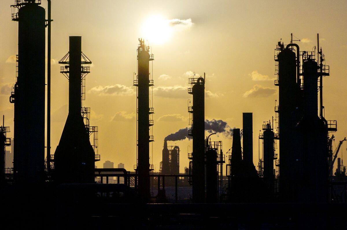 assets.bwbx.io image