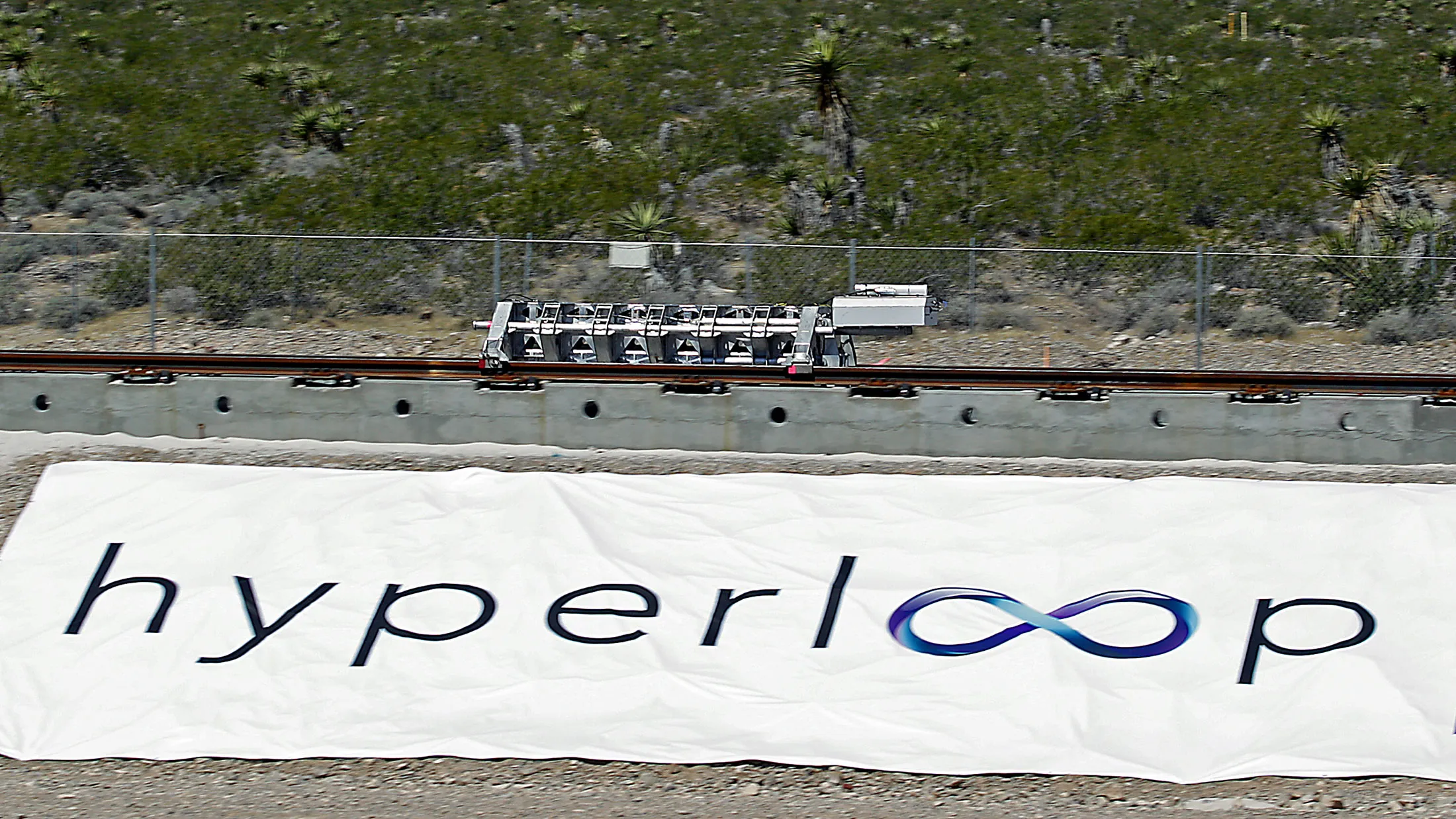 Hyperloop One Shows Off Super-Speed Propulsion Technology - Bloomberg