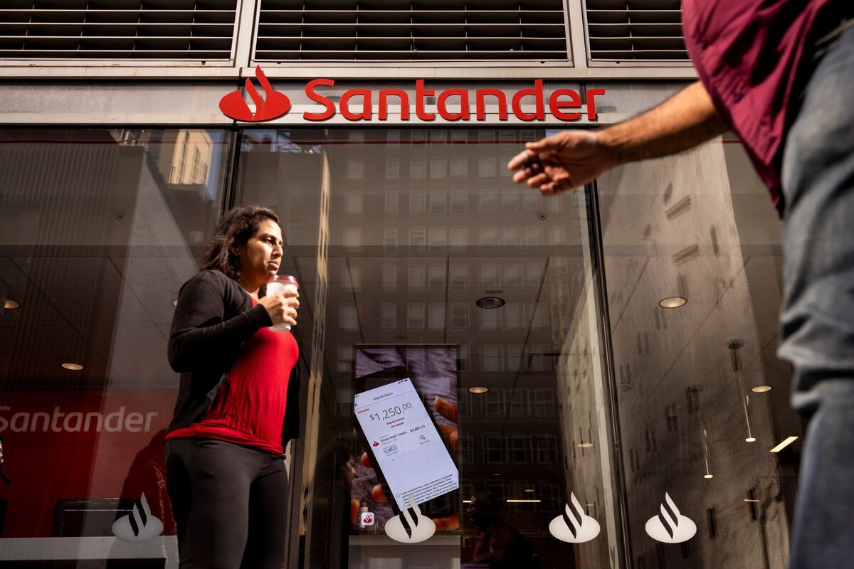 Santander Plans Over $2 Billion Investment in Mexico