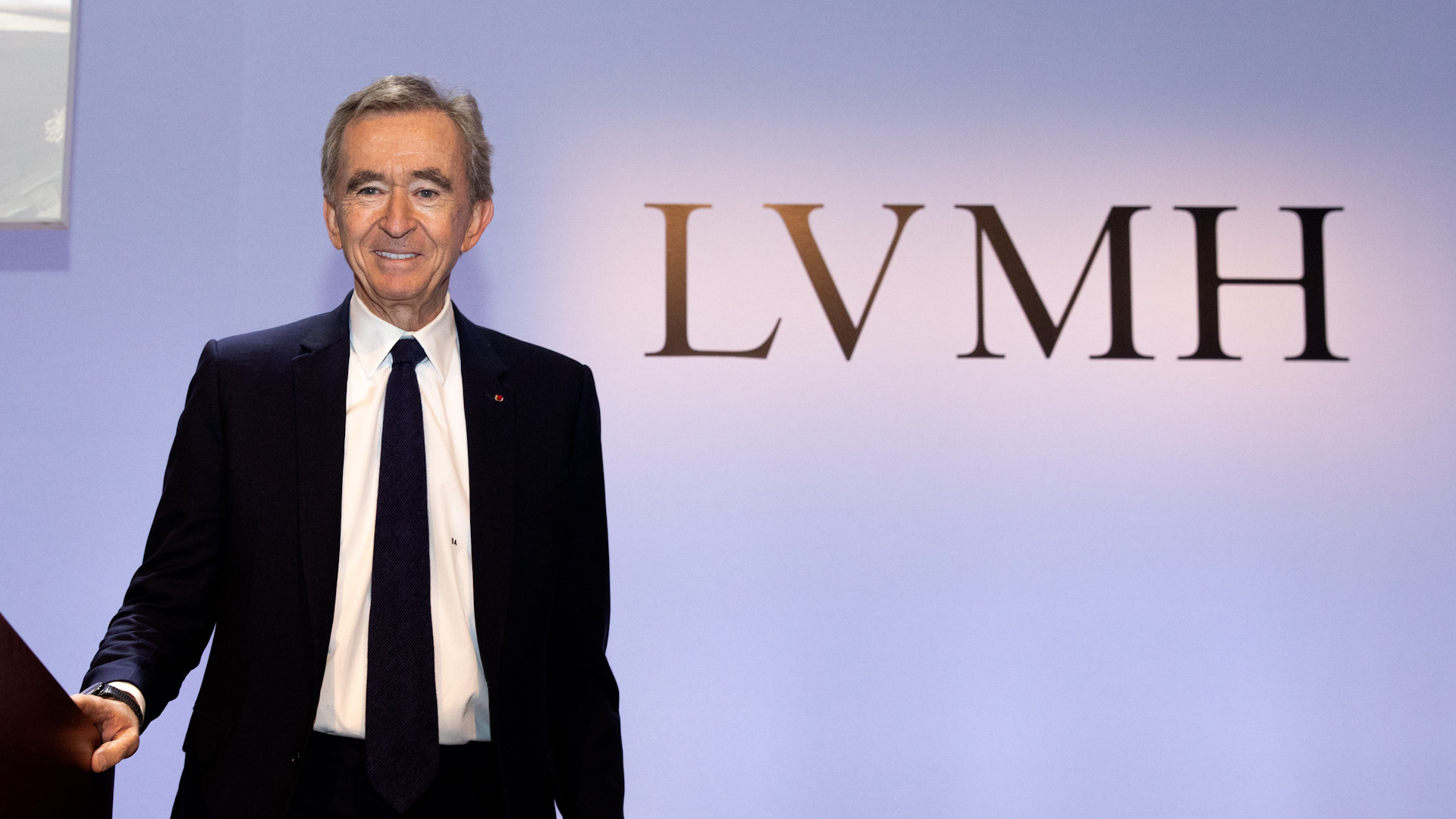 LVMH Boss and Hermès Family in Pact - The New York Times