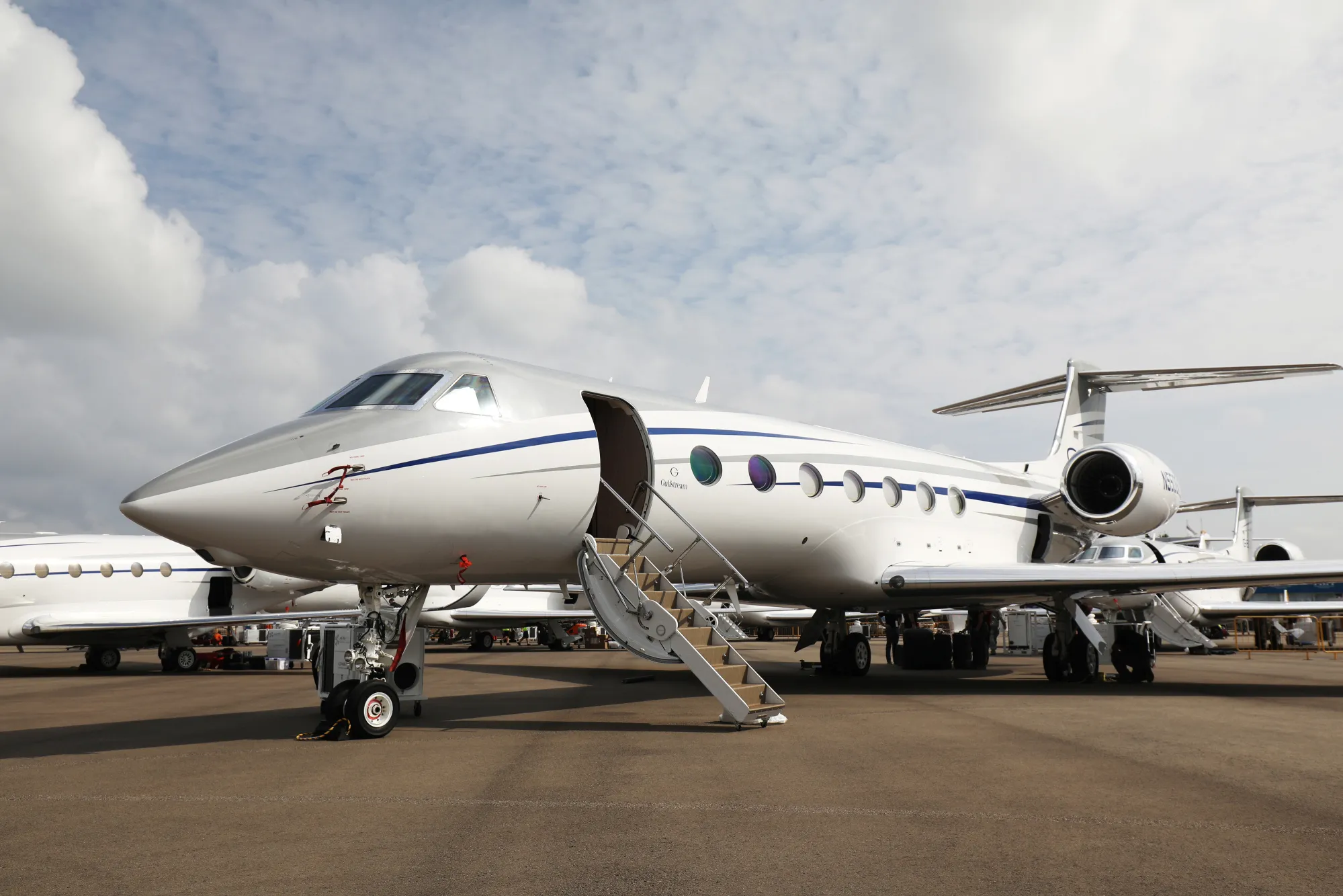 A Gulfstream G550 aircraft