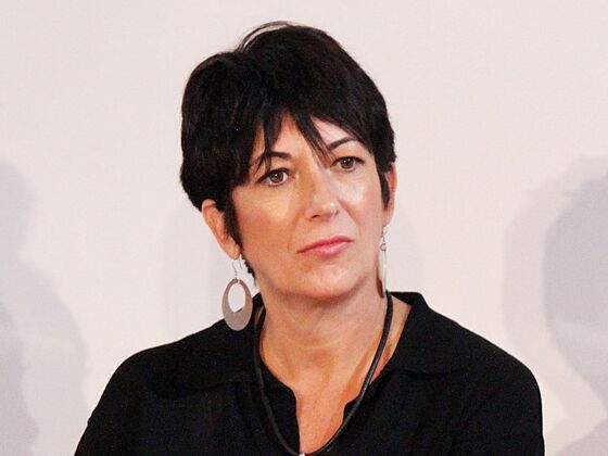 Ghislaine Maxwell Complains About Lack of Email and Desk in Brooklyn Jail