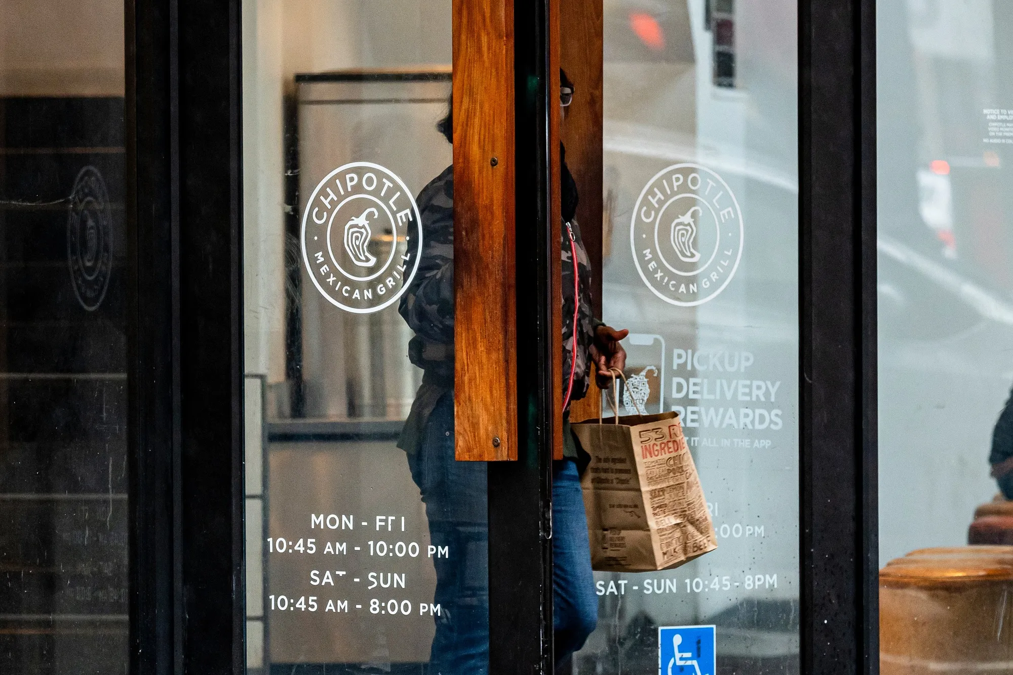 Chipotle reached a settlement about alleged union-busting at a store in Michigan that had voted to unionize.&nbsp;