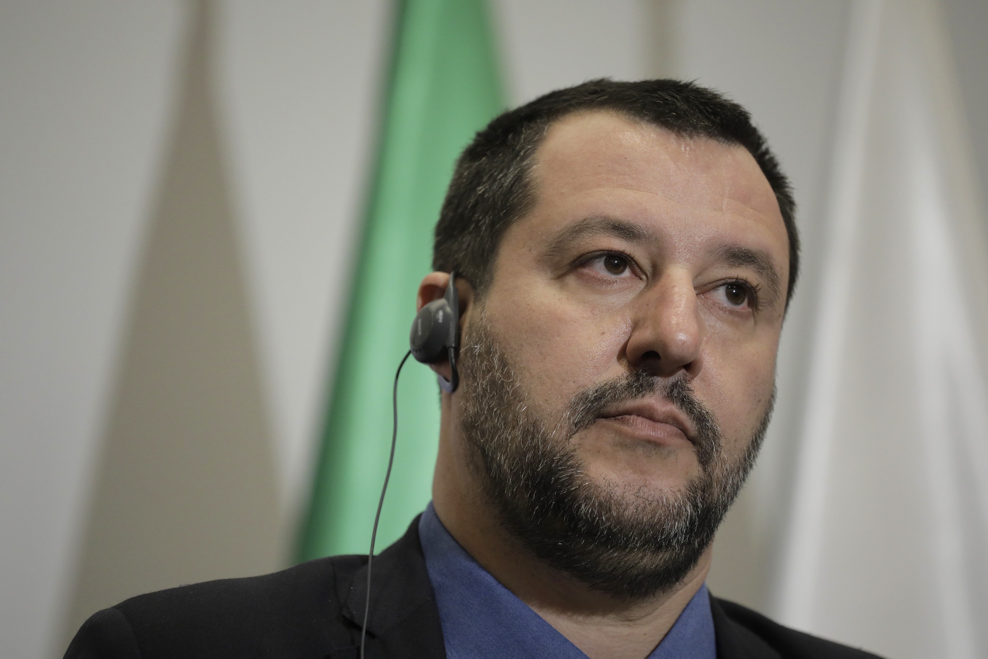 Italy's Salvini Says Country Won't Leave Eu Just Wants Changes - Bloomberg