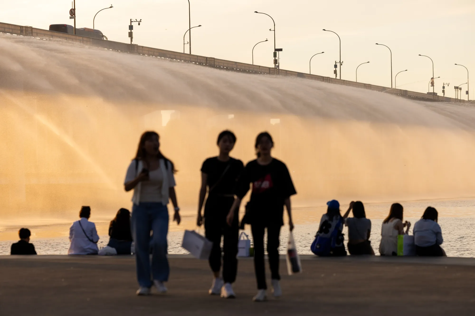 Banpo Rainbow Bridge in Seoul during high temperatures, on Aug. 3.