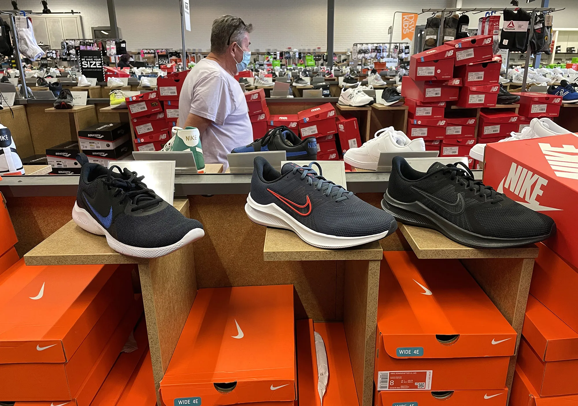 Nike Hit By Supply Chain Shortages Struggles To Keep Up With Demand Ahead Of Holiday Season
