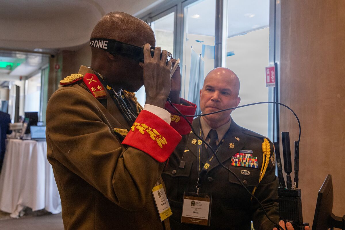 Trumpworld’s Growing Sway in Arms Sales on Display in Rome