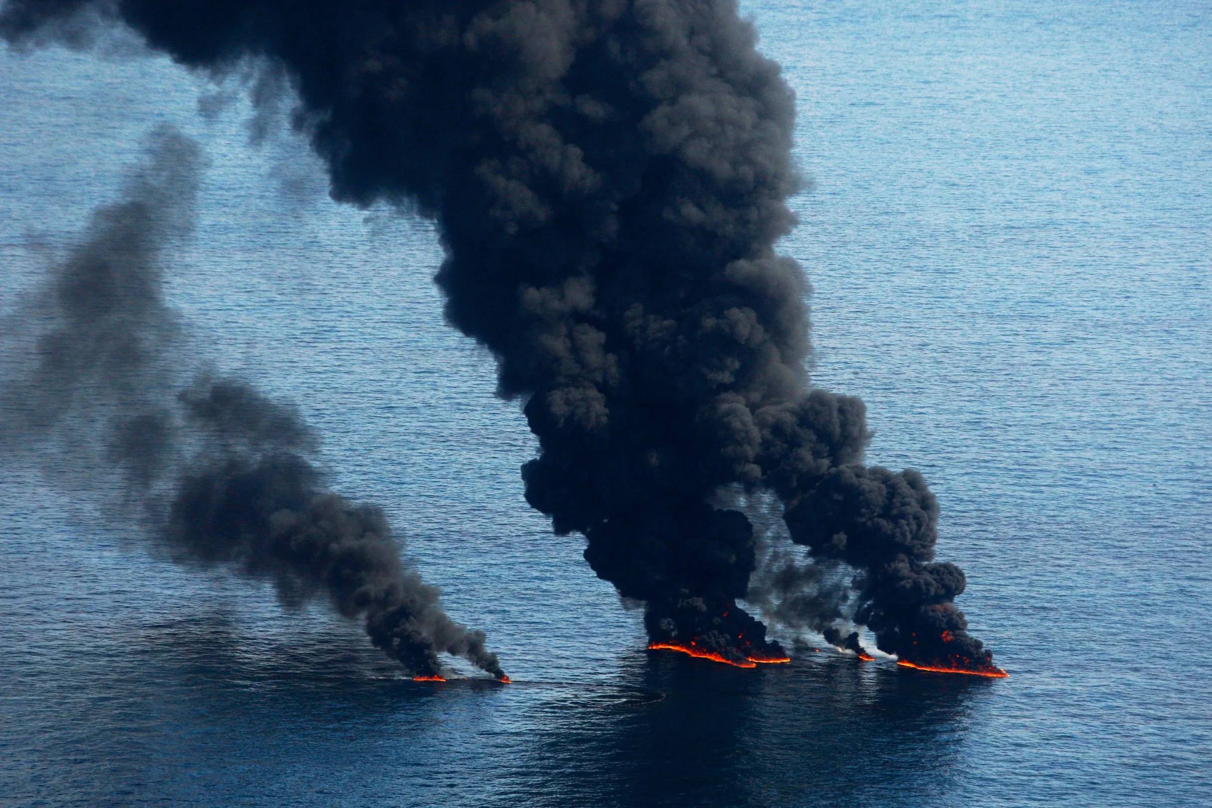 BP Oil Spill Gushing Up To 60,000 Barrels Into Gulf Daily