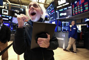 US-ECONOMY-MARKET-STOCKS