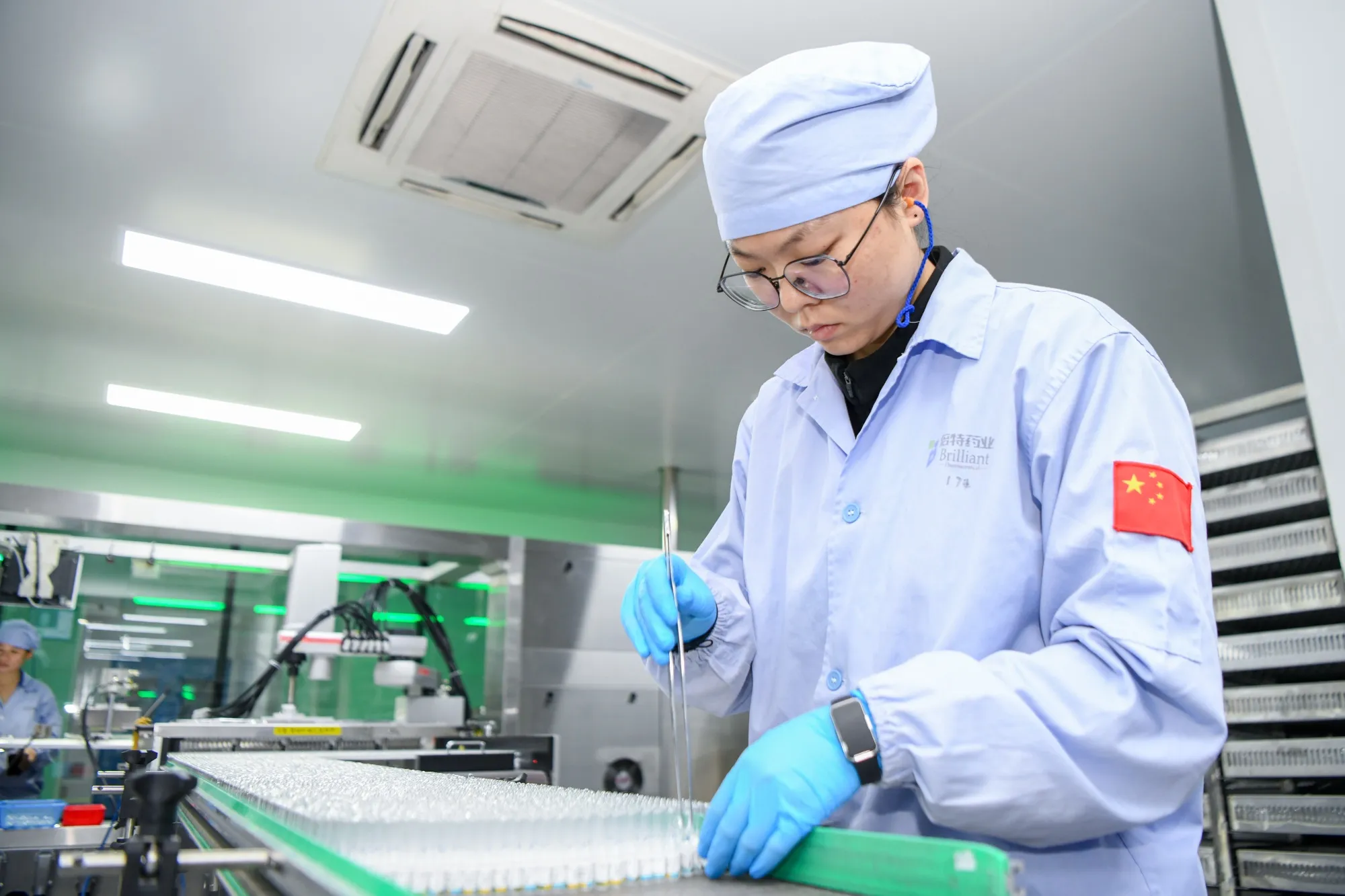 China&nbsp;has&nbsp;closed the&nbsp;gap on the number of research studies being conducted.
Photo: Su Bikun/VCG/Getty Images
