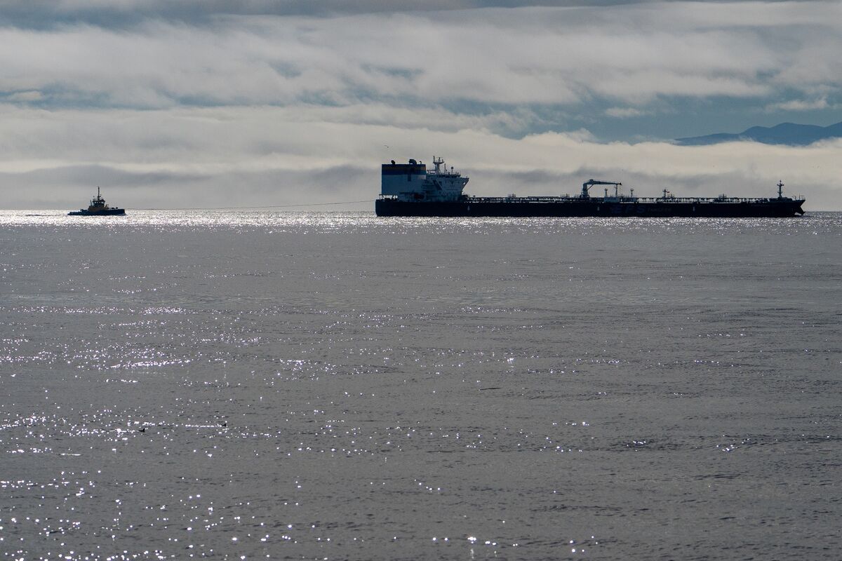 bloomberg.com - Alaric Nightingale - Oil Shipping Costs Reach Dizzying New Highs on Hormuz Snarls